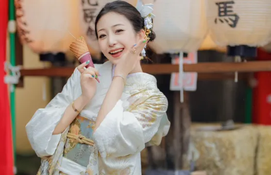 日本京都旅遊【日本京都旅拍【中文攝影師+底片全送+送精修+精美及服租賃】】