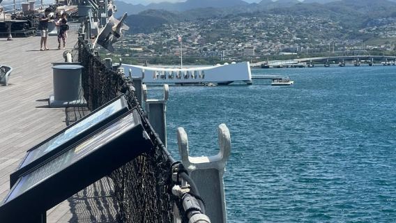 Oahu: Pearl Harbor, Arizona Memorial & Honolulu City Tour