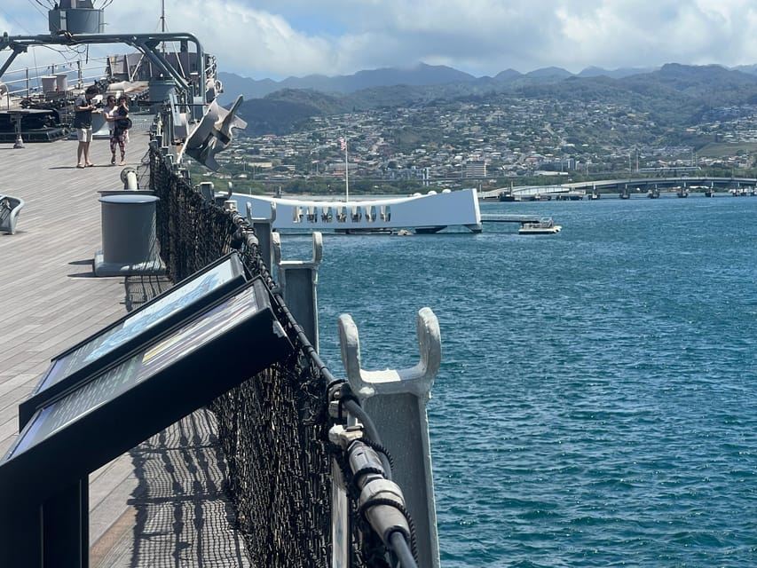 Oahu: Pearl Harbor, Arizona Memorial & Honolulu City Tour