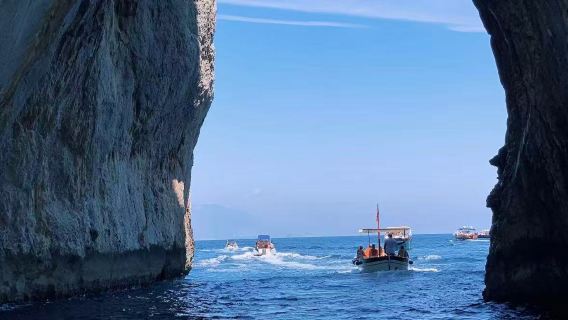 包車暢遊波西塔諾、阿馬爾菲海岸與眾神之路