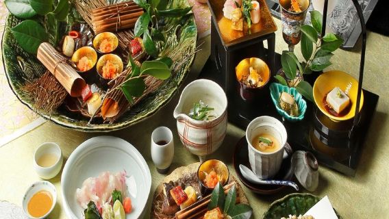 217 Japan Tokyo popular restaurant APPLAUSE