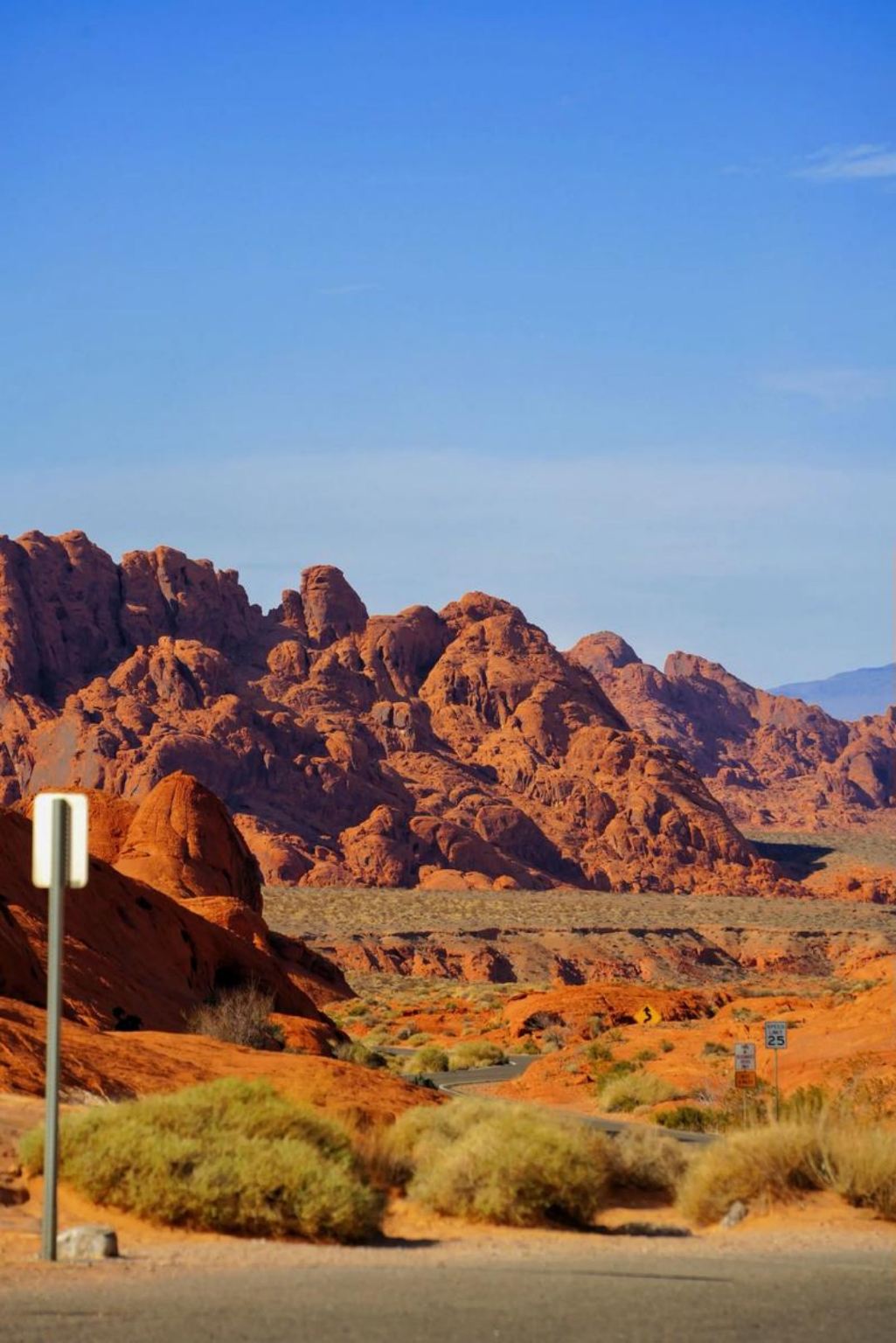 Las Vegas round-trip Valley of Fire + Seven Magic Mountains - Instant discount for inquiries - In-depth Las Vegas area tour