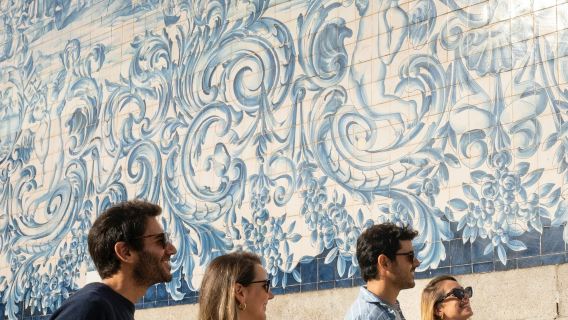 Porto: Walking Tour, Livraria Lello, River Cruise & Cable Car