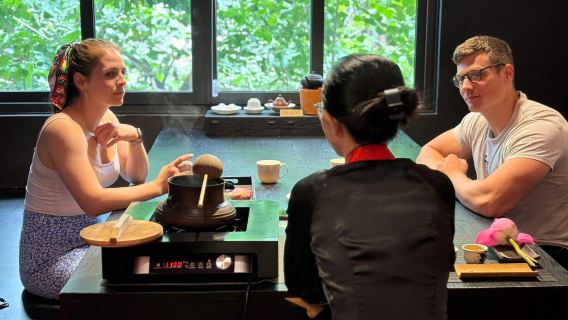 Ho Chi Minh City- Cultural Tea Experience Room with Transportation