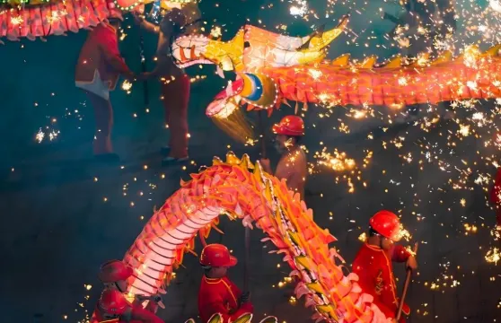 貴州遵義包車10小時一天遊/仁懷茅台鎮+紅軍四渡赤水路線快速打卡