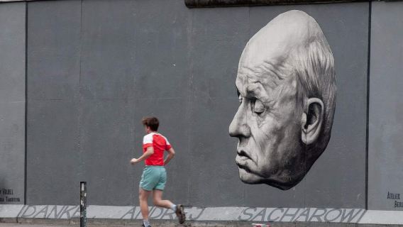 Jerman Berlin: Lawatan Sehari Tarikan Utama dengan Sewaan Peribadi Bahasa Cina [Sesuaikan Perjalanan Bandar & Sekitar]