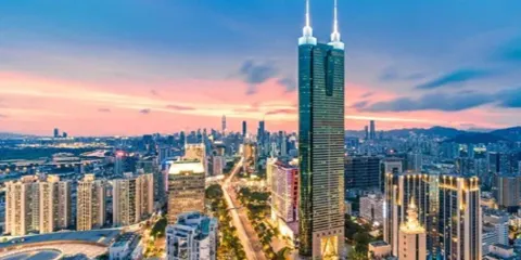 大梅沙海濱公園+中英街+地王觀光·深港之窗+遊艇+深圳一日遊【可小團】
