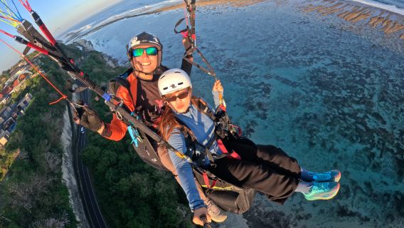Panda Paragliding | Officiel tandem paragliding-flyvning på Bali