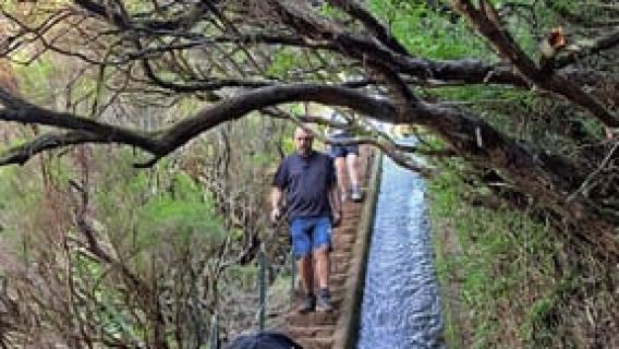 Tur Hiking Dipandu PR6 Rabaçal 25 Fontes