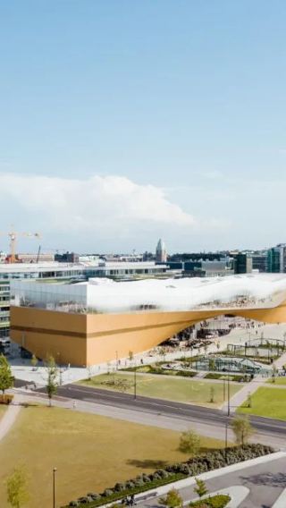 Helsinki Tour: Oodi Helsinki Central Library + City Hall + Helsinki Port [Flexible Itinerary]