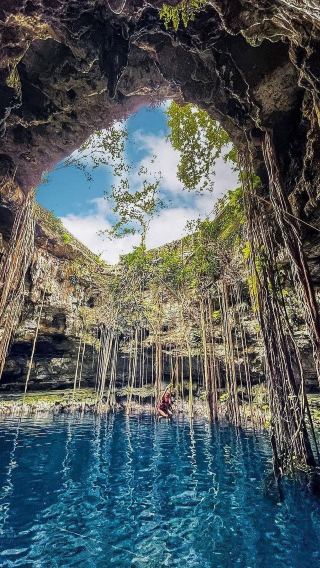 Chichen Itza + Ik Kil Cenote + La Iglesia day tour in Mexico