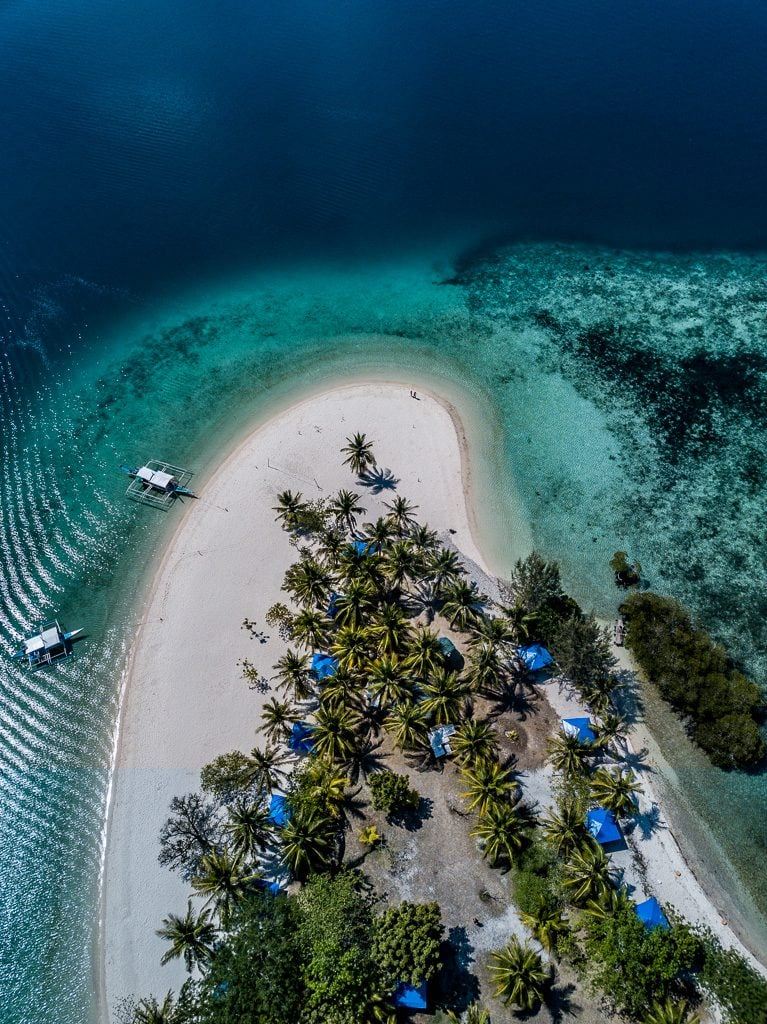 Coron Island Hopping Tour with Shipwreck Sites in the Philippines | Pass Island + Lusong Gunboat + Lunch + Transfers