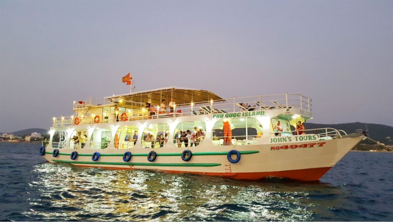 Phu Quoc Island OP DIVE CENTER Night Squid Fishing + Sunset Dinner with Hotel Pick-up & Drop-off