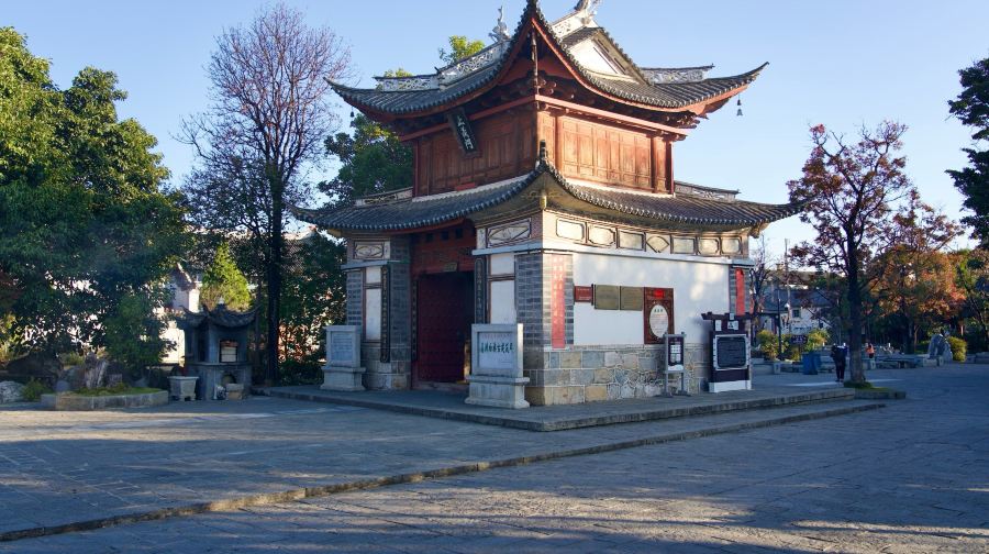蒼山感通索道+喜洲古鎮+洱海大遊船一日遊