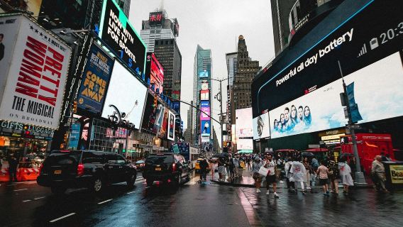 "Experience the Very Best of New York in 10 Hours: All Iconic Spots in One"