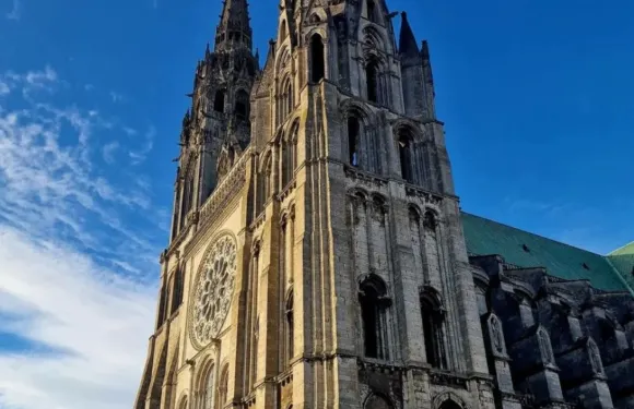 巴黎出發·沙特爾秘境：一日解鎖世界遺產與小眾藝術