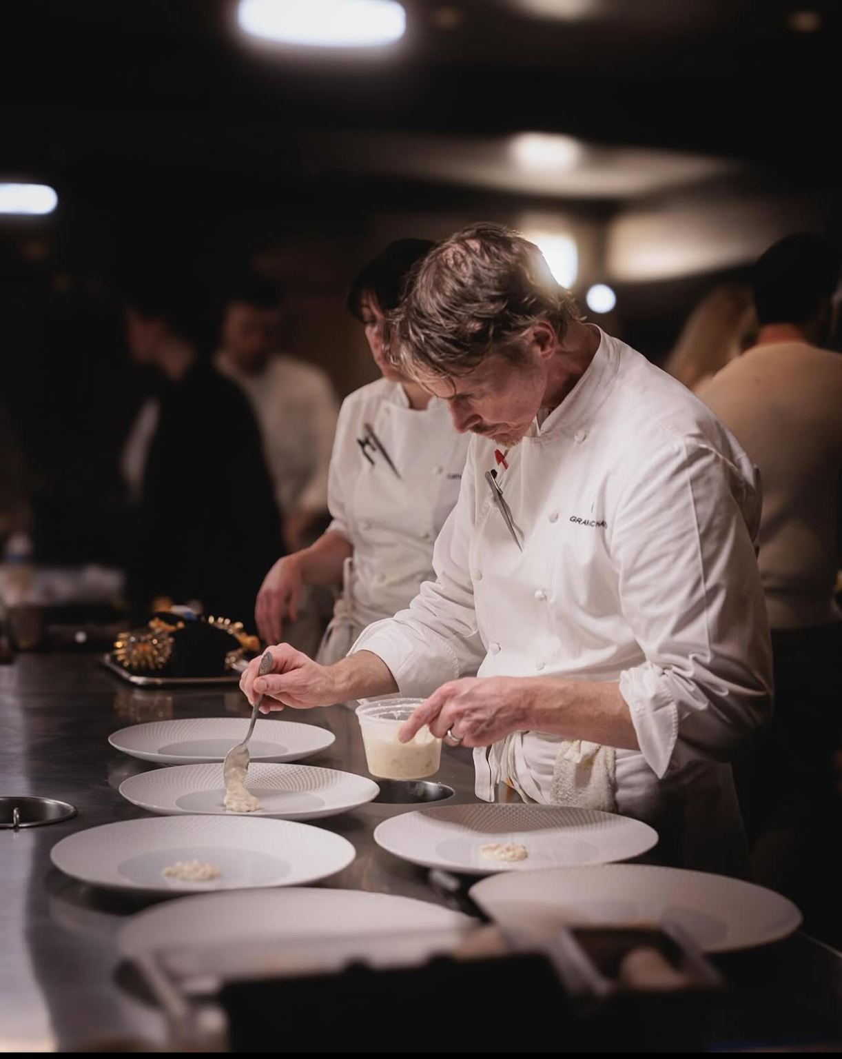 Alinea, the popular restaurant in Chicago, USA - Restaurant Reservation Service