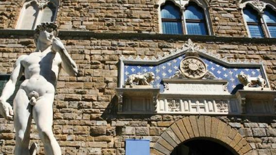 Florence: Small Group Guided Walking Tour + Roundtrip Train