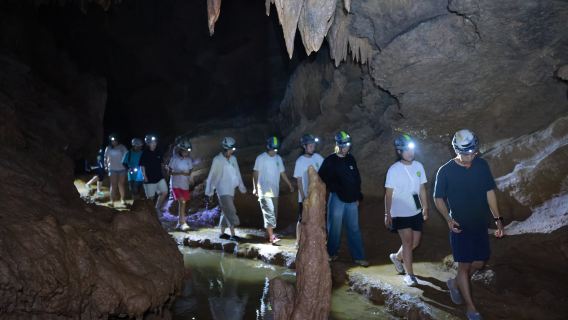 Guilin Yangshuo Upward Exploration (Longmen Underground River + Moon Mural + Cave Adventure + Ridge Climbing + Outdoor Immersive Challenge)