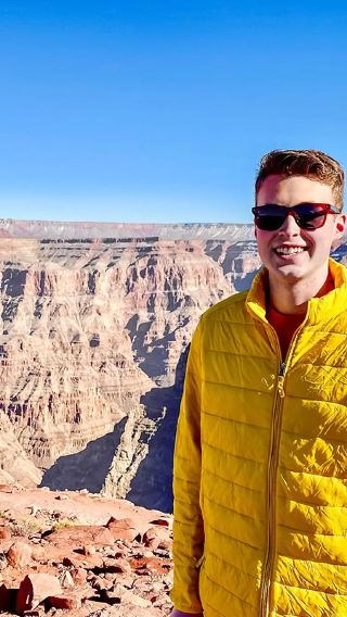 U.S. Grand Canyon West + Hoover Dam 1-day tour English group [optional lunch, glass bridge]