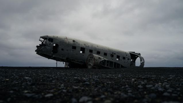 1-day tour to Iceland's South Coast Black Sand Beach and Plane Wreck (Small English-speaking group of 18)
