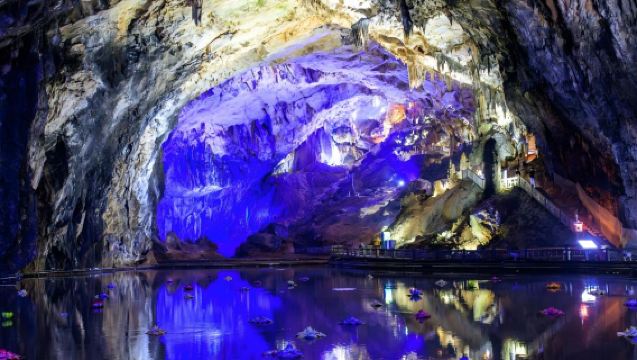 1-day tour to Zhijindong Cave (depart from Guiyang)