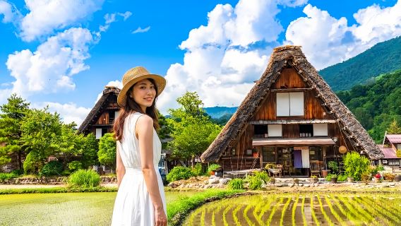 Tour di un giorno a Nagoya, Villaggi storici di Shirakawa-go e Gokayama e Takayama Hida con mercato mattutino di Miyagawa, residenza Takayama Jinya e osservatorio panoramico