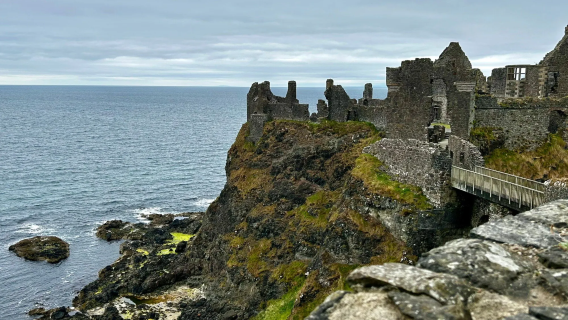 [Sewaan Peribadi] Belfast pergi-balik + Lawatan Game of Thrones [Pagar Hidup, Istana, Raksasa, Jambatan Carrick-a-Rede] Tidak Termasuk Tiket