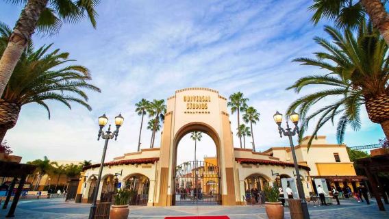 Lawatan Sehari di Desert Hills Premium Outlets + Palm Springs, Los Angeles, Amerika Syarikat