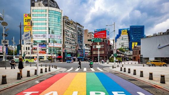 Top Taipei Highlights Private Day Tour | Licensed Guide & Private Vehicle