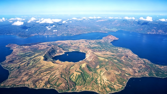 From Manila, Philippines: Tagaytay 1-day tour & Taal Lake cruise & volcanic lake view