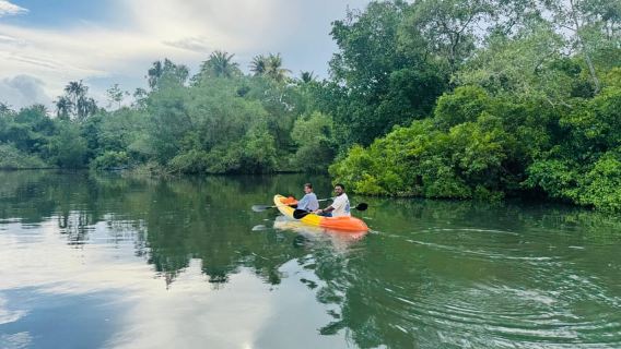 Koggala Lake Adventure Kayaking with Dinesh