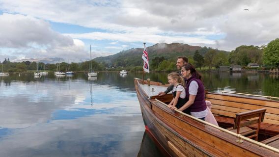 Windermere: 24-Hr Hop-on Hop-off Cruise. See all of the lake