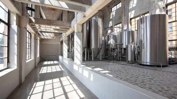 Berlin: Vagabund Brauerei Beer Tasting & Guided Brewery Tour