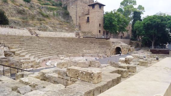 Μάλαγα: Οδηγούμενη Περιήγηση στο Ρωμαϊκό Θέατρο και την Αλκαζάμπα της Μάλαγας