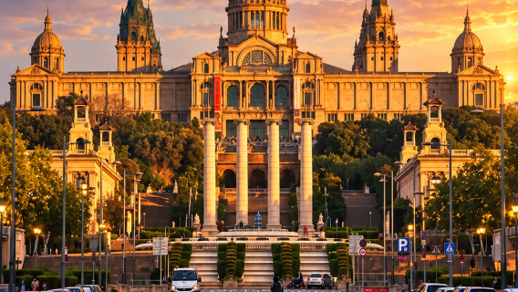 Tour di 2 ore al MNAC di Barcellona | 1000 anni di arte catalana | Ingresso incluso