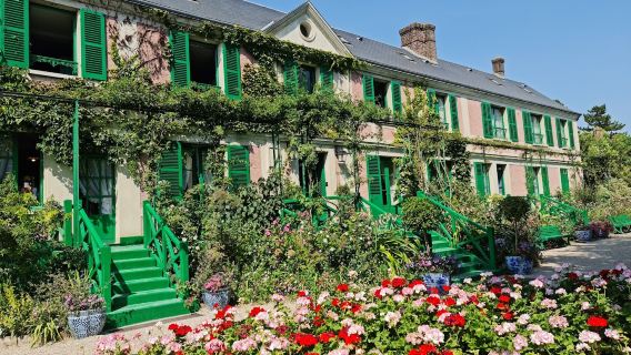 法國凡爾賽宮莫內花園梵谷故居一日遊10小時包車普通話司機