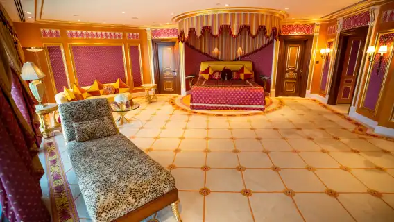 阿拉伯聯合大公國杜拜帆船酒店(Burj Arab)內部參觀體驗之旅-皇家套房金箔咖啡內部之旅下午茶