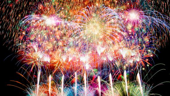 Kamakura + Atami Fireworks Festival + Sea Fireworks Boat one-day tour with Enoden Experience