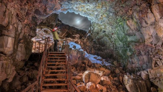 Golden Circle & Lava Tunnel: Day Tour from Reykjavik