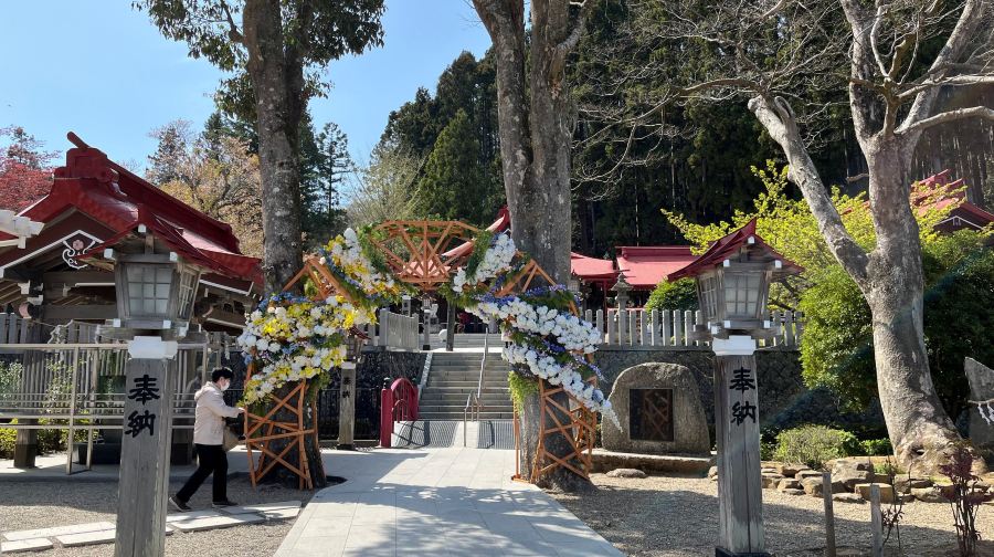 金蛇水神社祈福& 銀山溫泉巴士一日遊 