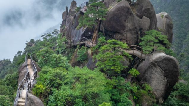 Shangrao, Jiangxi: Mount Sanqing + Gexian Village [Private Charter | Chinese/English Guide | Adjustable Attractions]