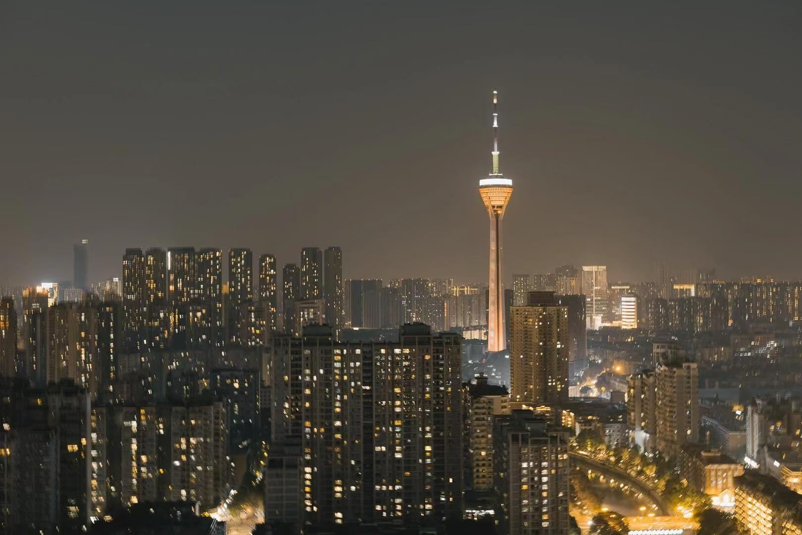 Chengdu Shuangliu District - Business Translation/Guide/Local Guide - Citywalk|Attraction visits|English/Russian/French/Other Languages|Welcome to inquire