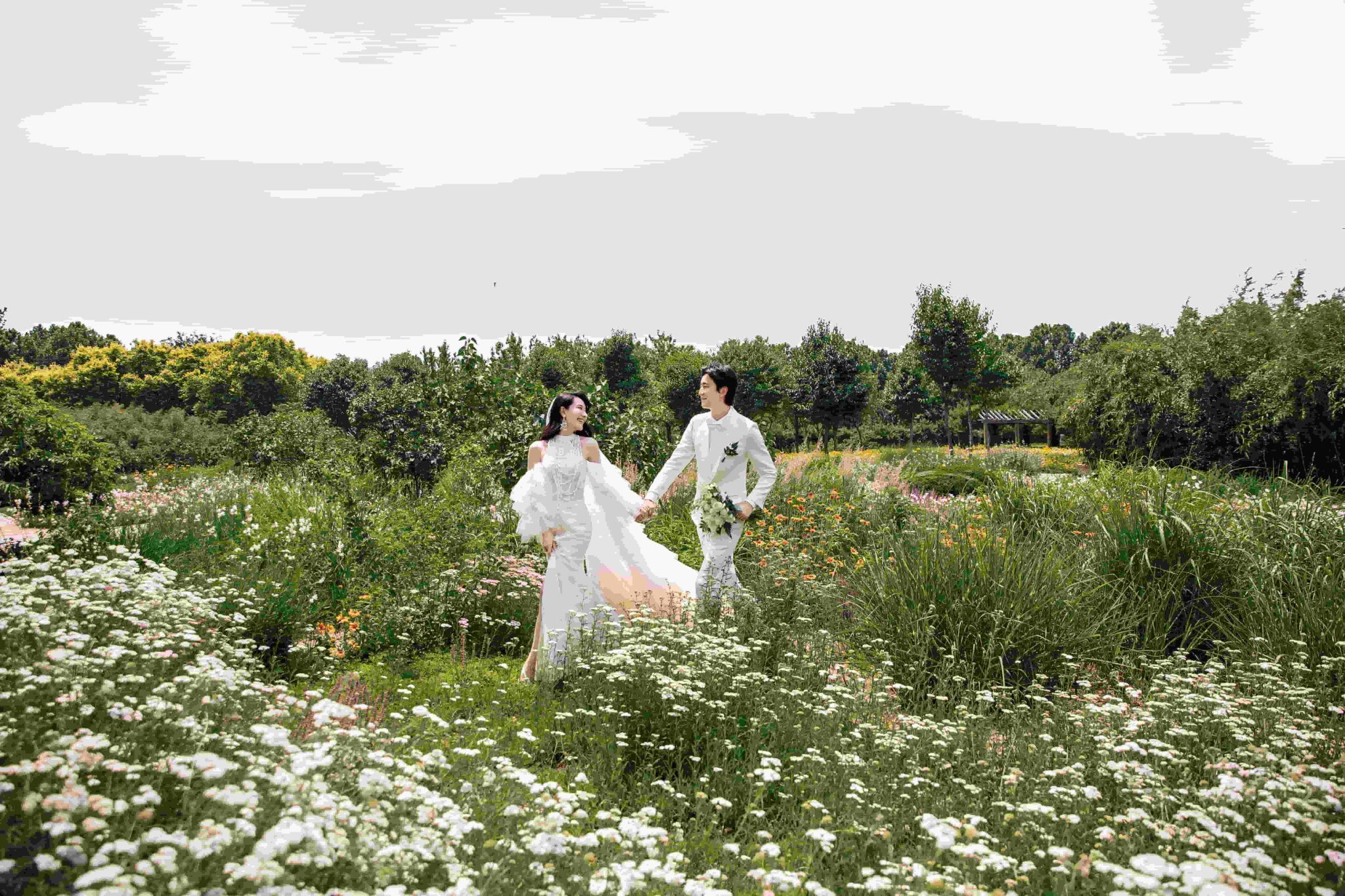 Anren Trip Moments[Travel photography/wedding and portrait commercial photography/micro films and promotional videos/aerial photography/private charter with local guide and translation services]