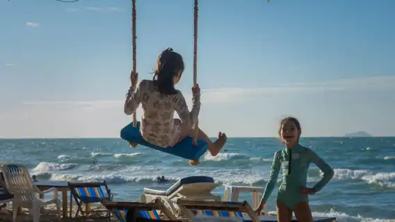 芭達雅隱藏海灘 (拉拉湖) 一日遊