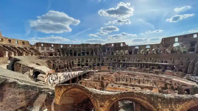 Rome: Colosseum, Palatine Hill and Roman Forum Guided Tour