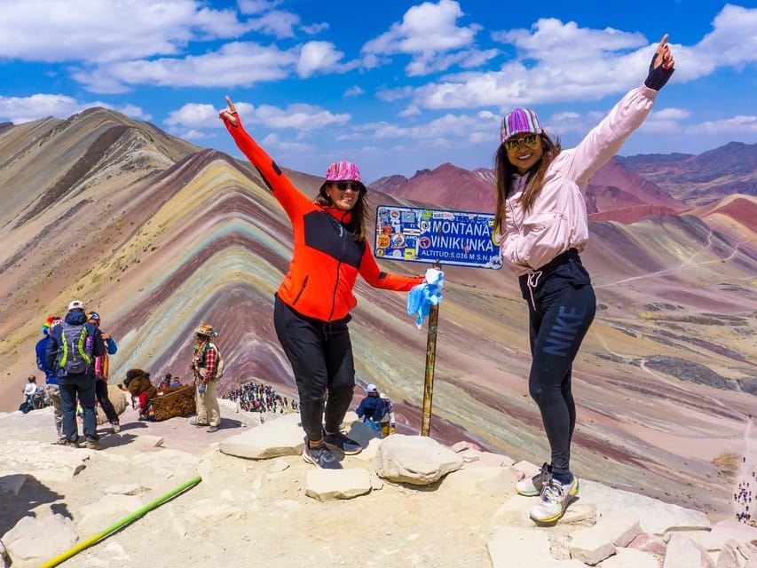 Rainbow Mountain + Buffet lunch and Red Valley (optional)