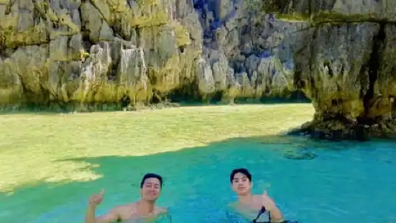 El Nido: Private Customized Tour with Snake island & Caves