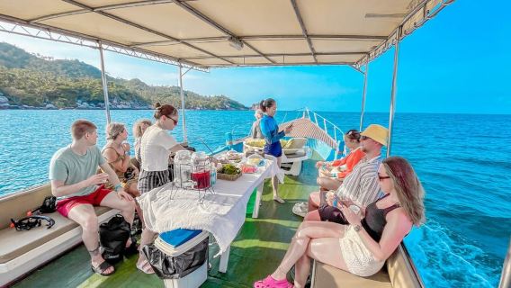 Koh Tao: First Light Snorkel Adventure with Oxygen Tours