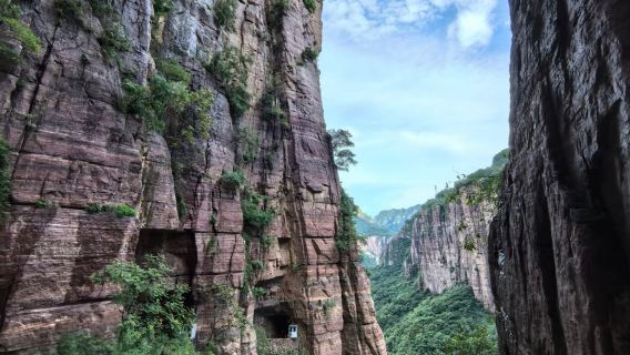 萬仙山景區+郭亮村+掛壁公路一日遊【新鄉出發】